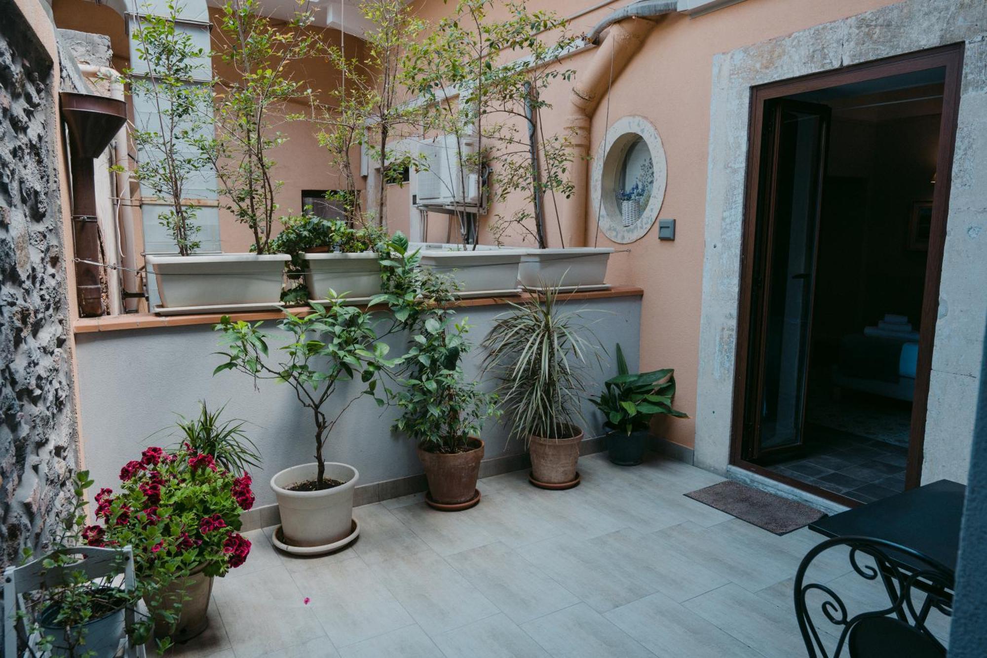 La Casa Di Alma Luxury Rooms Catane Extérieur photo