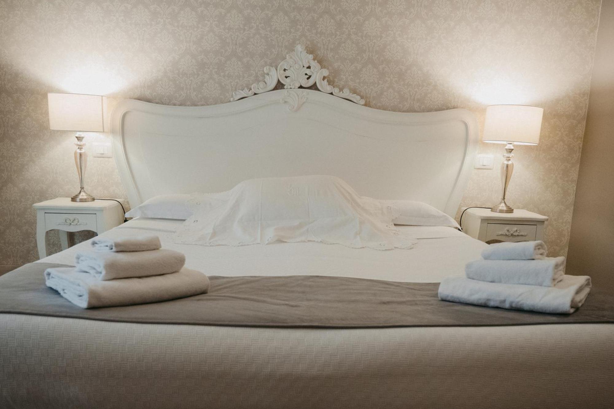 La Casa Di Alma Luxury Rooms Catane Extérieur photo